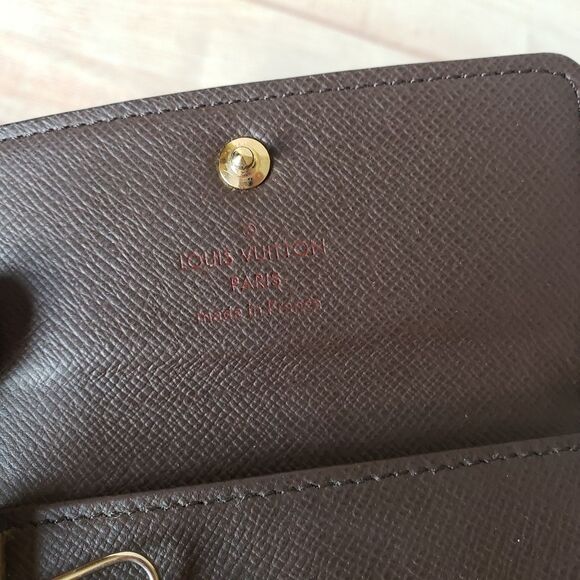 Authentic Louis Vuitton Damier Ebene 4 Key Holder Brown Unisex Designer Luxury - Picture 9 of 16